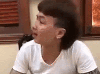 Kha Banh khoc trong don cong an, nhan nguoi than cung 'anh em xa hoi' hinh anh