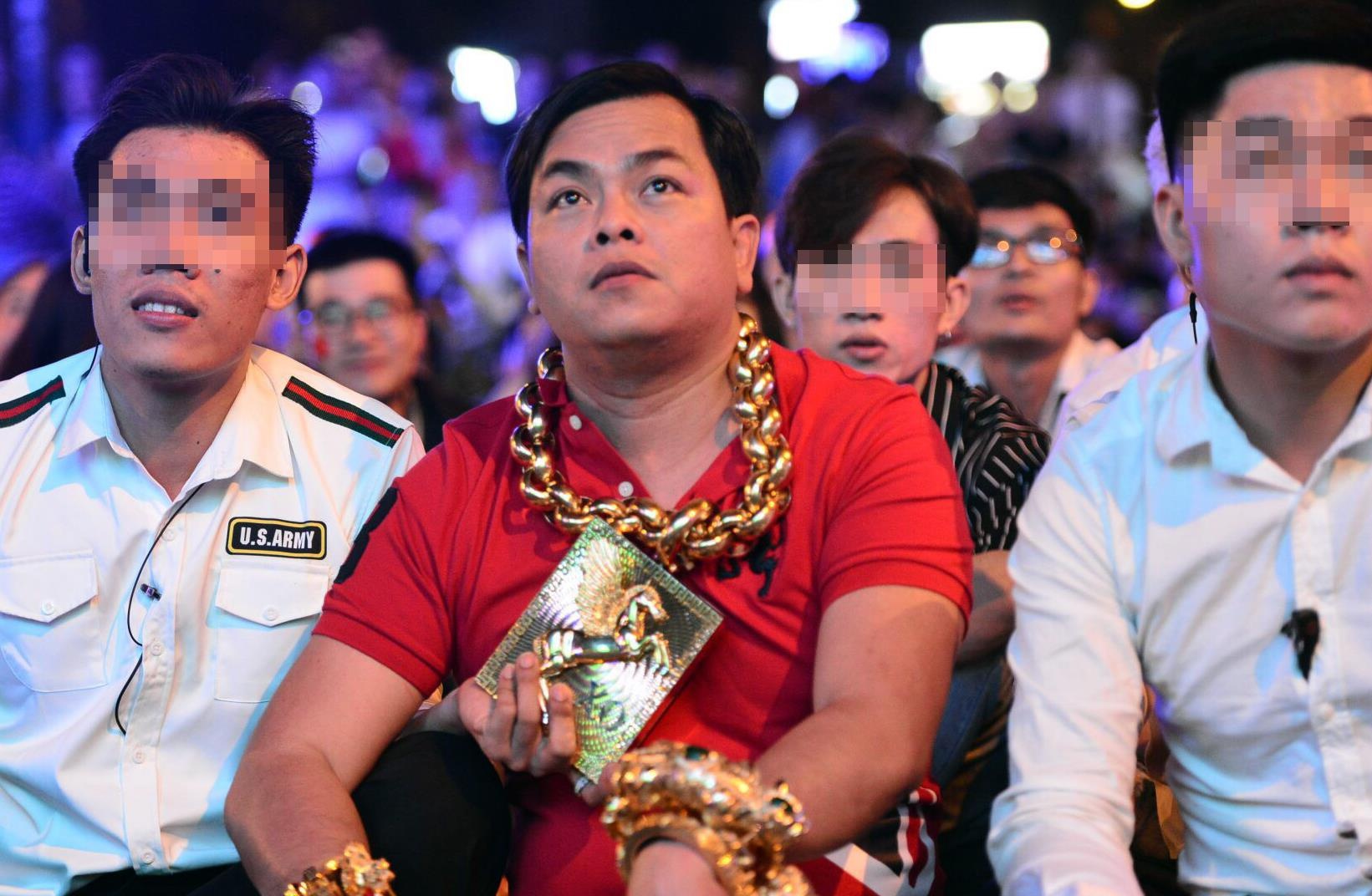 Hanh vi to chuc su dung ma tuy cua Phuc XO bi xu the nao? hinh anh