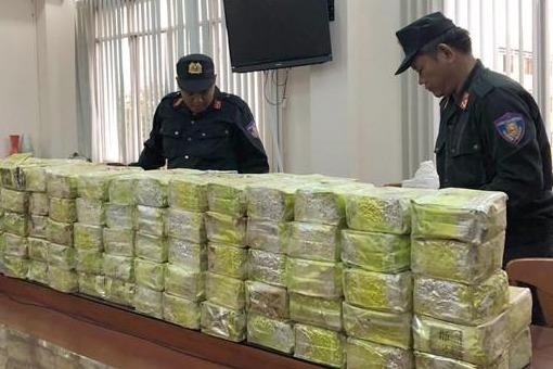 Nhung phi vu buon hang tram kg ma tuy xuyen quoc gia bi triet pha hinh anh