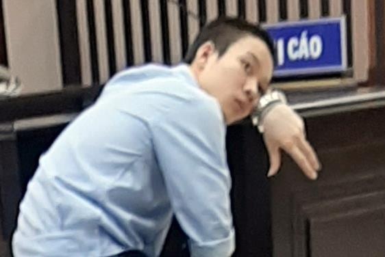 Hiep dam be gai anh 1