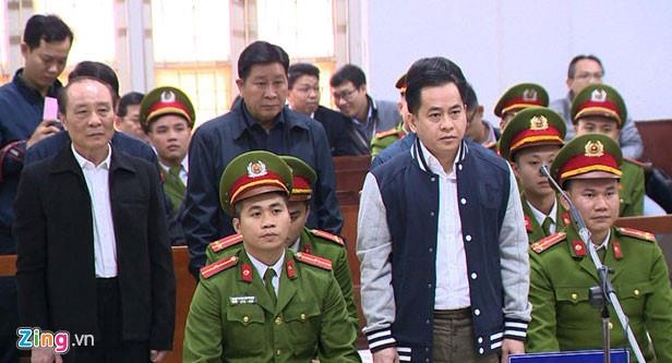 Xét xử cựu thứ trưởng Bộ Công an ảnh 2 Xet xu cuu thu truong Bo Cong an anh 2