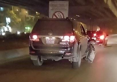 Toyota Fortuner bien xanh gay tai nan khong co du lieu dang kiem hinh anh