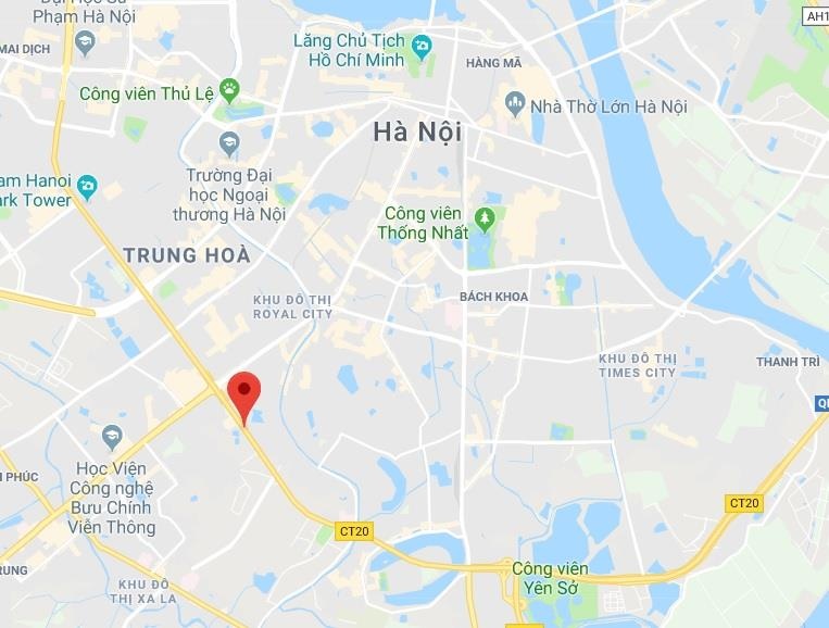 Oto bien xanh gay tai nan anh 2