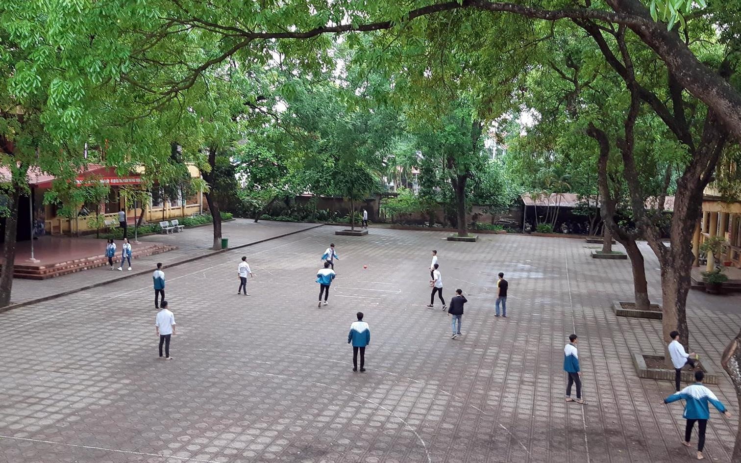 Nữ sinh mang thai ảnh 1 Nu sinh mang thai anh 1