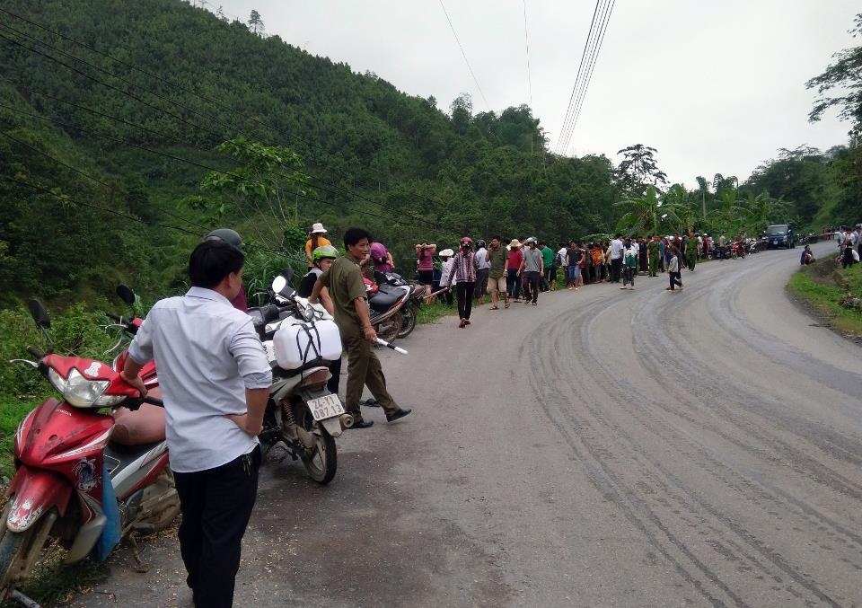 Nữ tài xế lao xe xuống vực ảnh 2 Nu tai xe lao xe xuong vuc anh 2