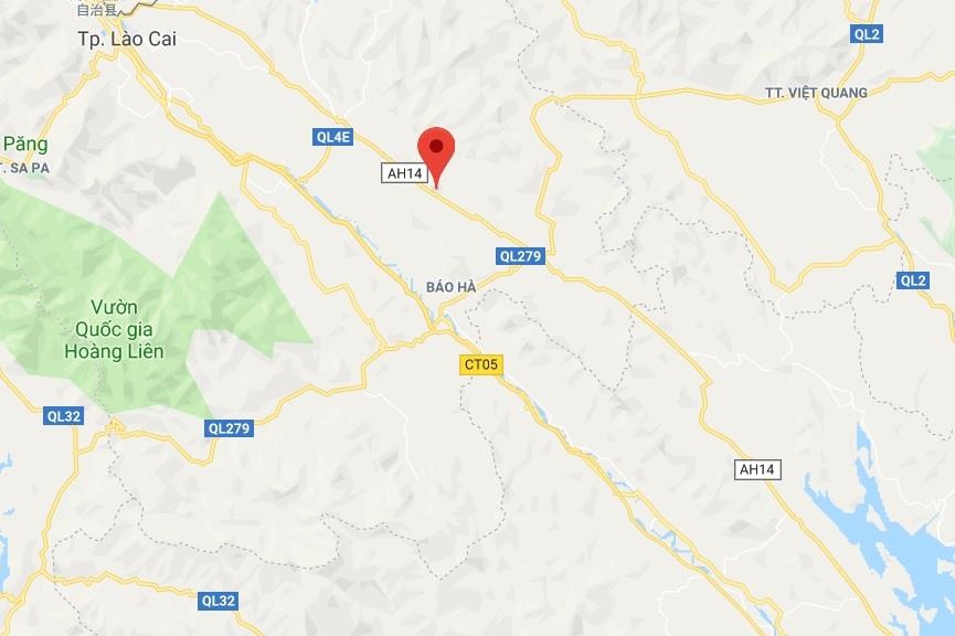 Nữ tài xế lao xe xuống vực ảnh 3 Nu tai xe lao xe xuong vuc anh 3