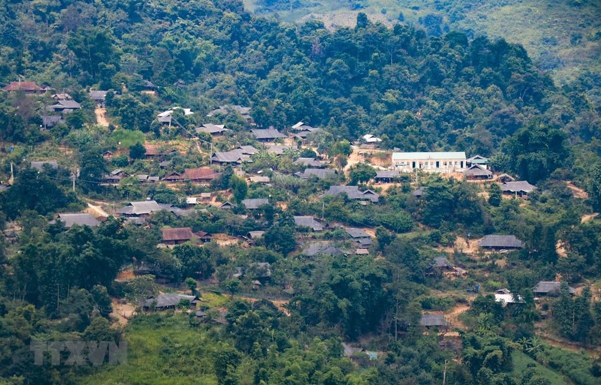 Dong dat tai Dien Bien anh 1