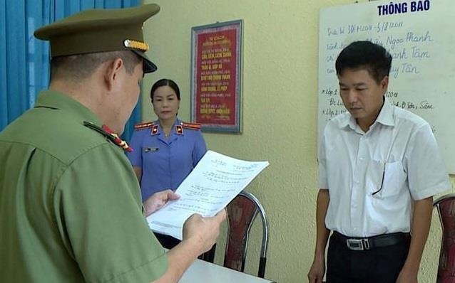De nghi truy to 8 bi can vu sua diem thi tot nghiep o Son La hinh anh