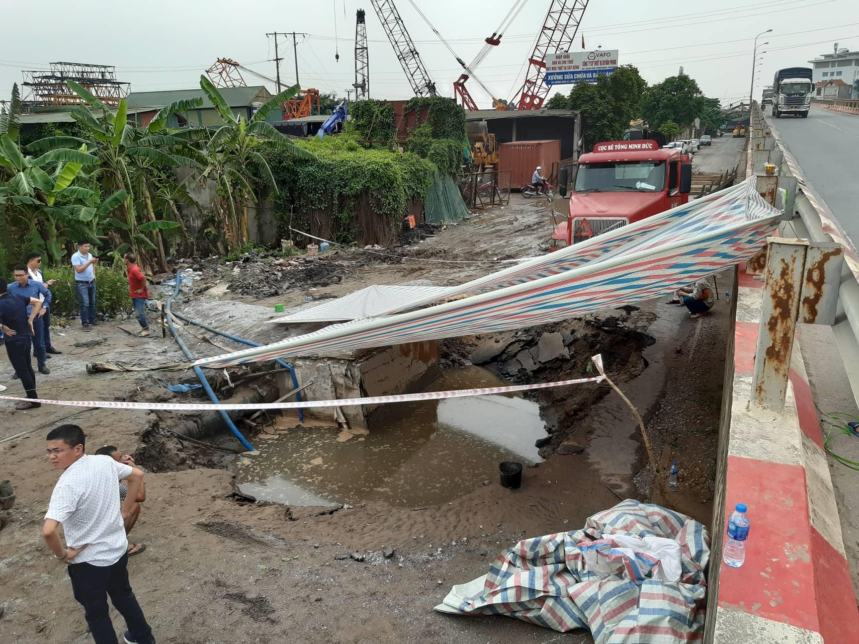 Xe dau keo lot ho tu than anh 2