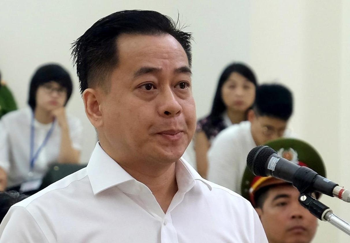 Toa cach ly Vu 'Nhom' de xet hoi cuu tuong cong an hinh anh