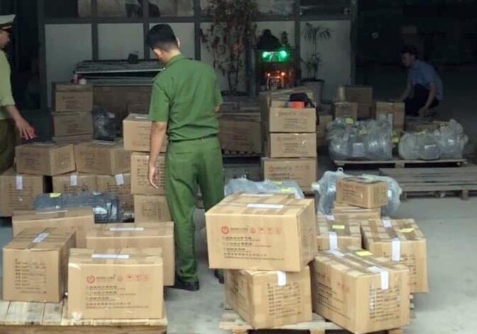 Buôn lậu hàng điện tử ảnh 1 Buon lau hang dien tu anh 1