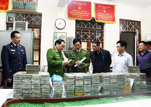 Buon ban 288 banh heroin anh 1