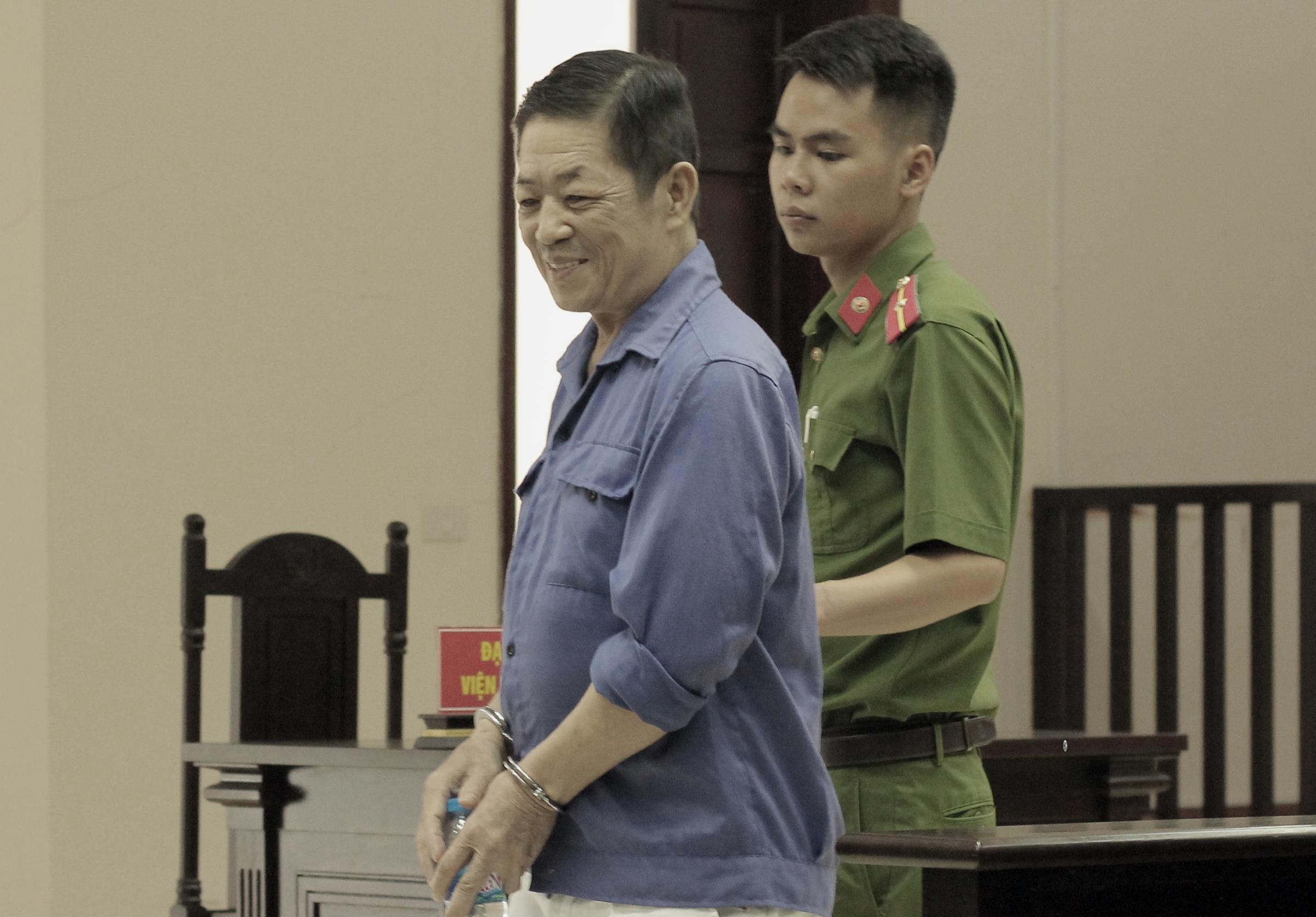 Xet xu Hung Kinh anh 1