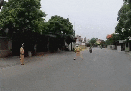 Dau hieu pham toi cua thanh nien di xe may huc vang CSGT hinh anh