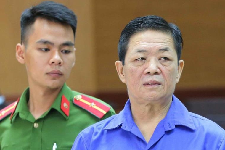 Tieu thuong muon duoc yen on sau khi to cao Hung 'Kinh' hinh anh