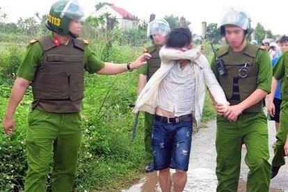 Nghi can giet vo dau thu sau 9 ngay tron tren nui hinh anh