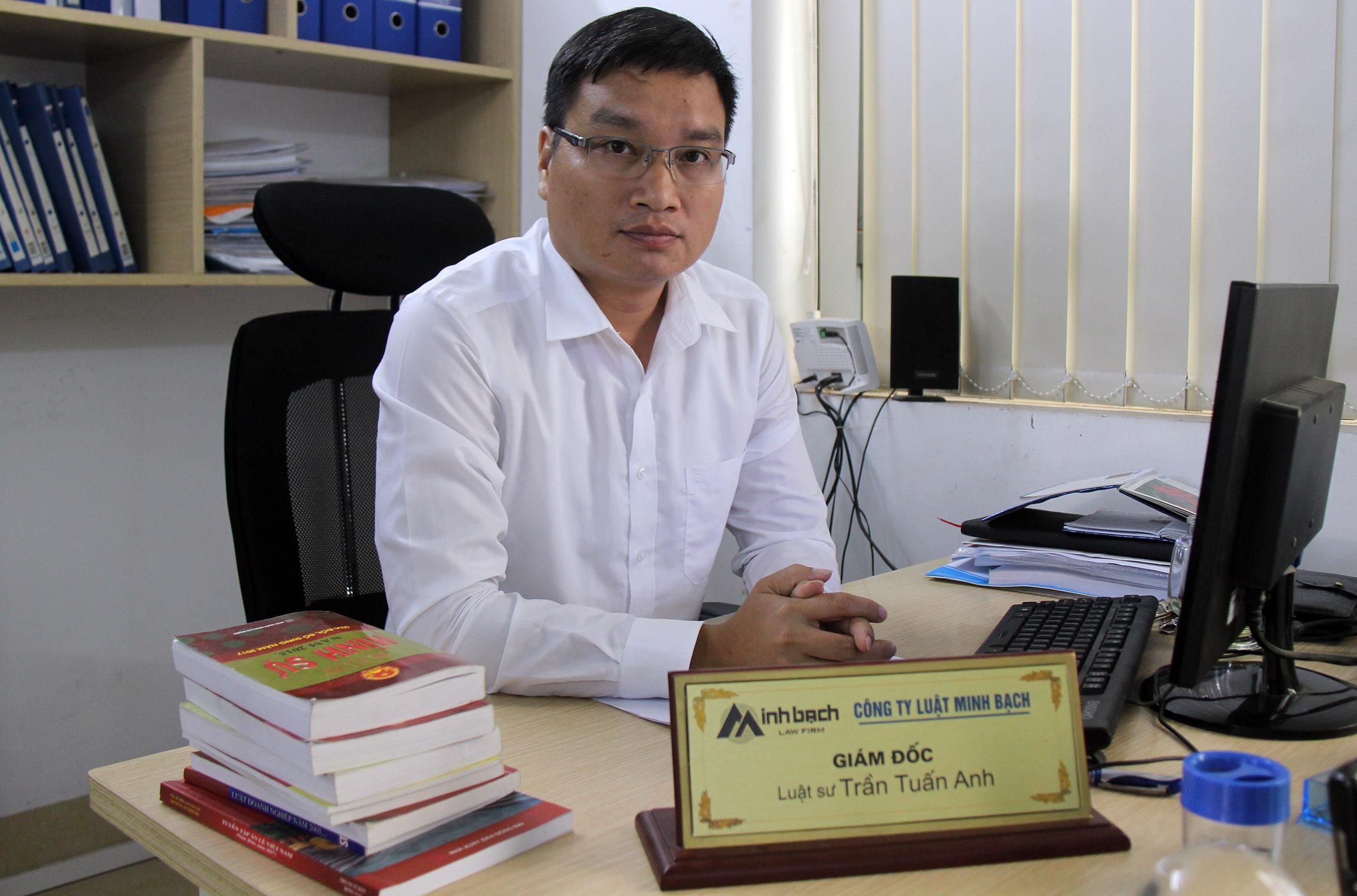 Luat su noi gi vu 8X to ban trai ep lam no le tinh duc suot 2 nam? hinh anh