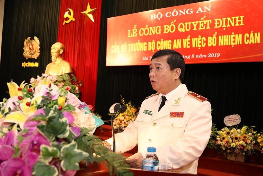 Bo nhiem 2 cuc truong anh 1