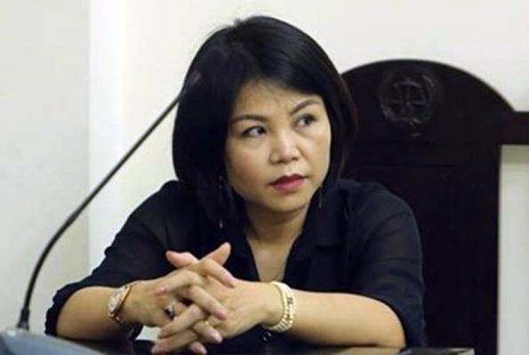 Nu canh sat nhan 1 ty dong de day nguoi khac vao tu hinh anh