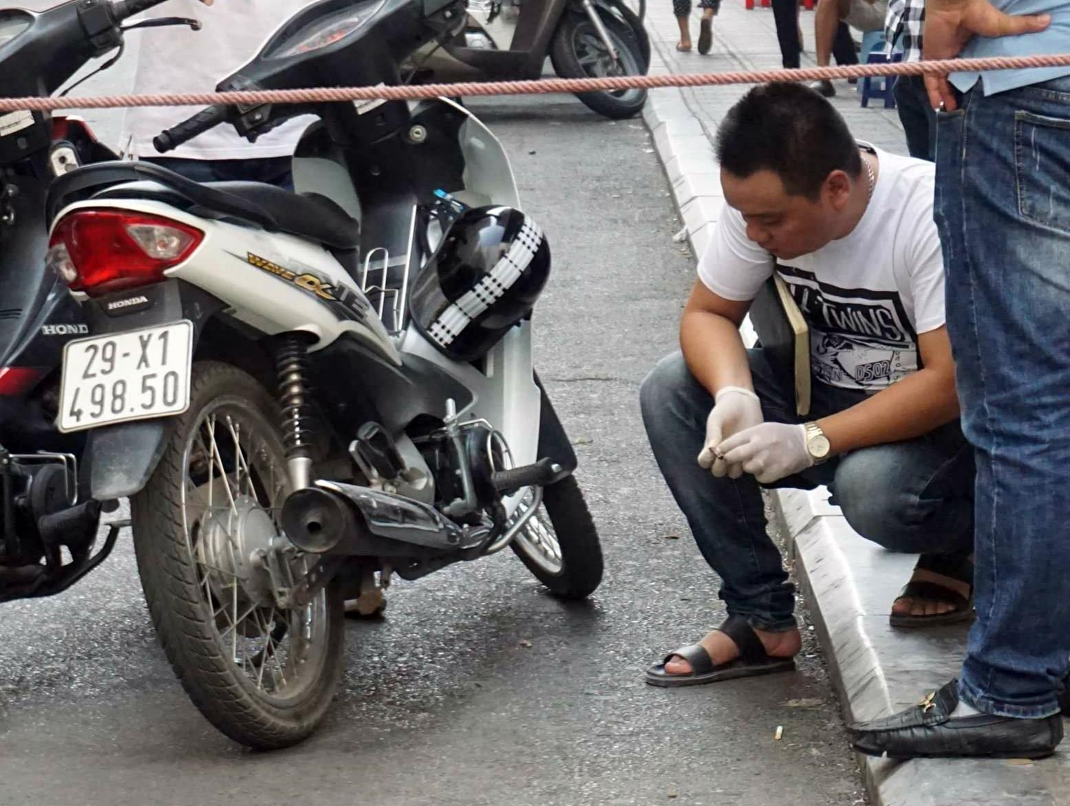 Hien truong vu no lam 5 nguoi bi thuong o chung cu HH Linh Dam hinh anh