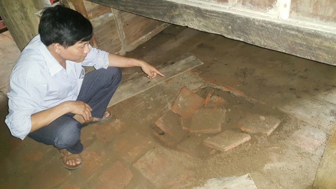 Nguoi coi den tho Duc thanh dao trom hau cung tim co vat hinh anh