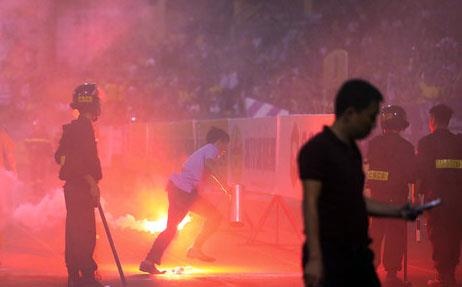 Tran Viet Nam - Malaysia: Lap camera de xu ly khan gia dot phao sang hinh anh