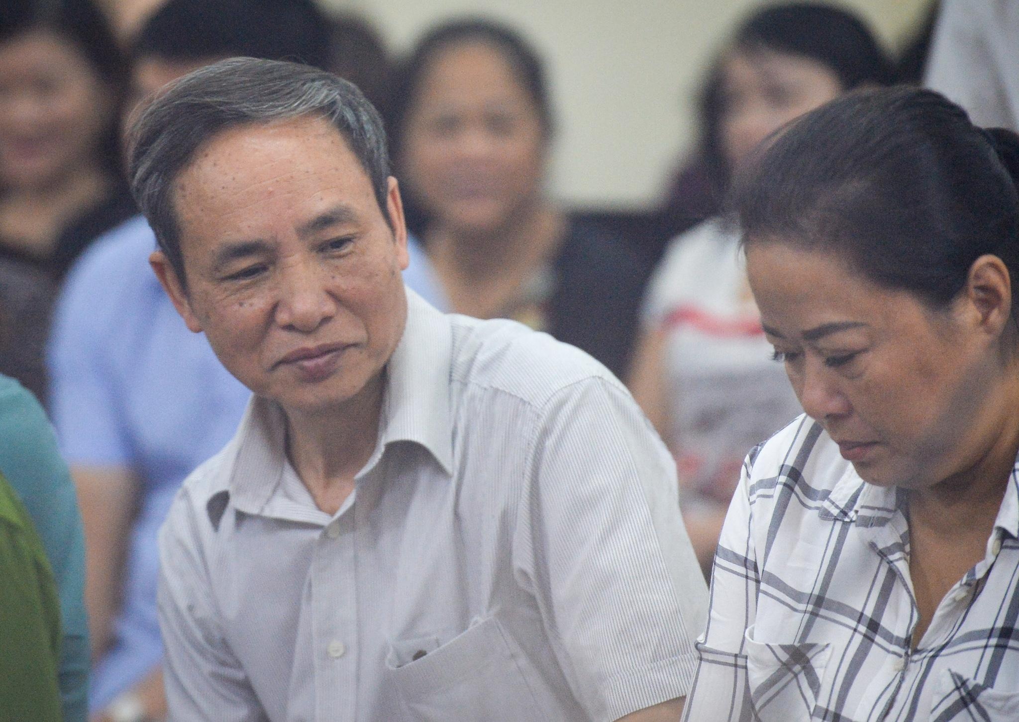 Xet xu 5 bi cao sua diem thi o Ha Giang anh 2