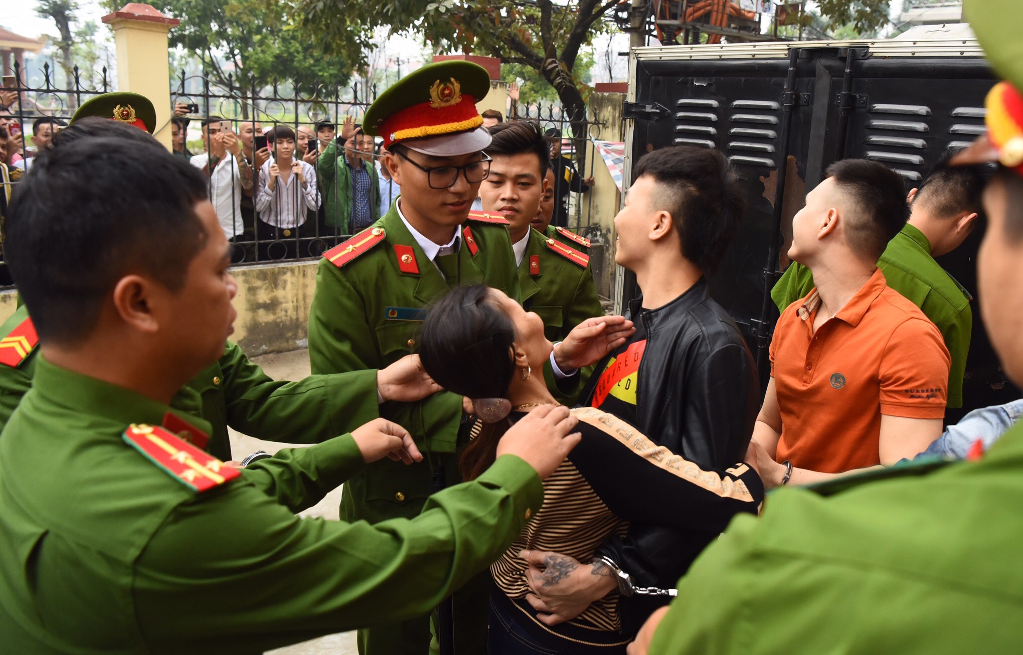 Xét xử Khá Bảnh ảnh 3 Xet xu Kha Banh anh 3