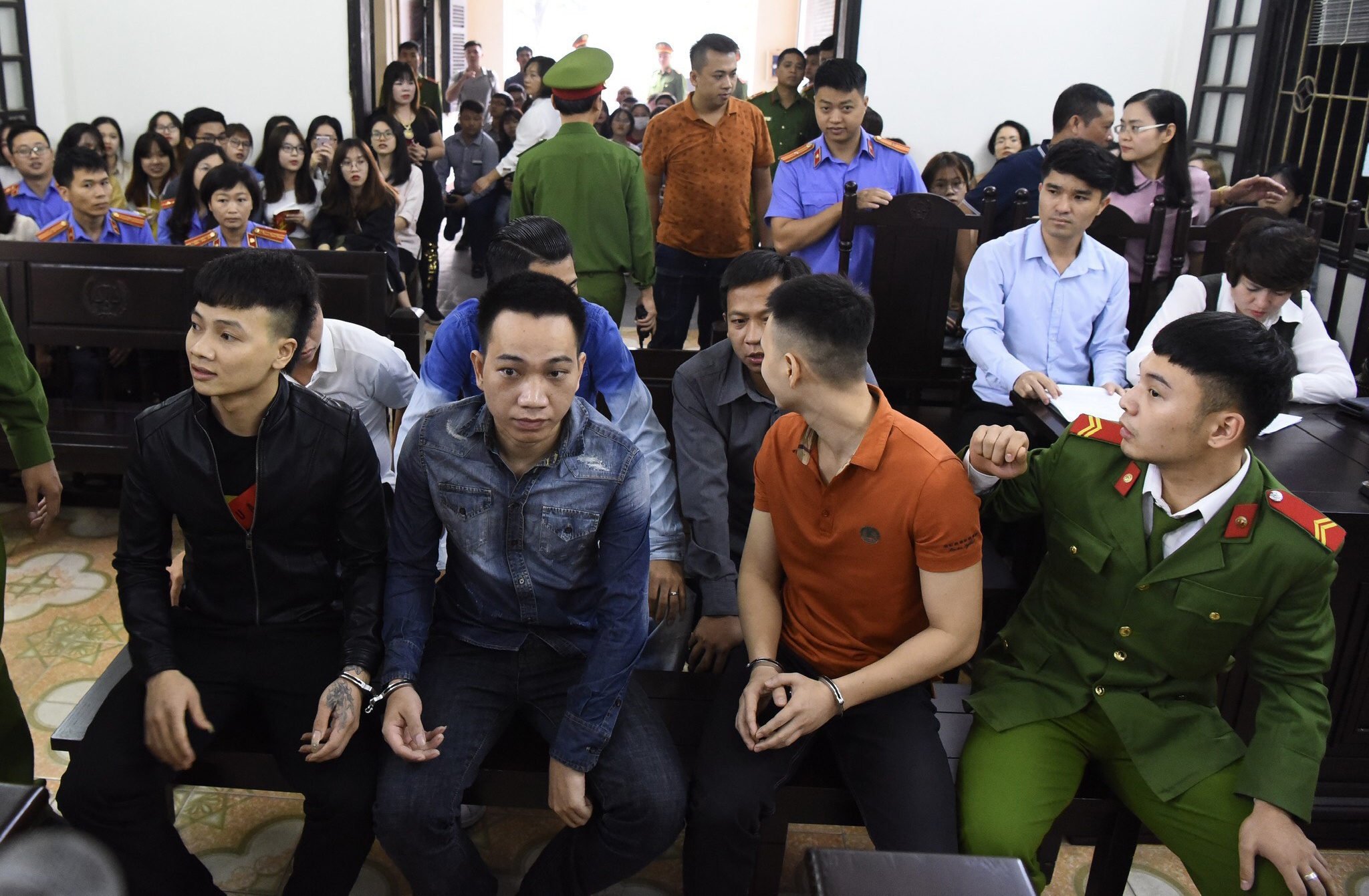 Xét xử Khá Bảnh ảnh 2 Xet xu Kha Banh anh 2