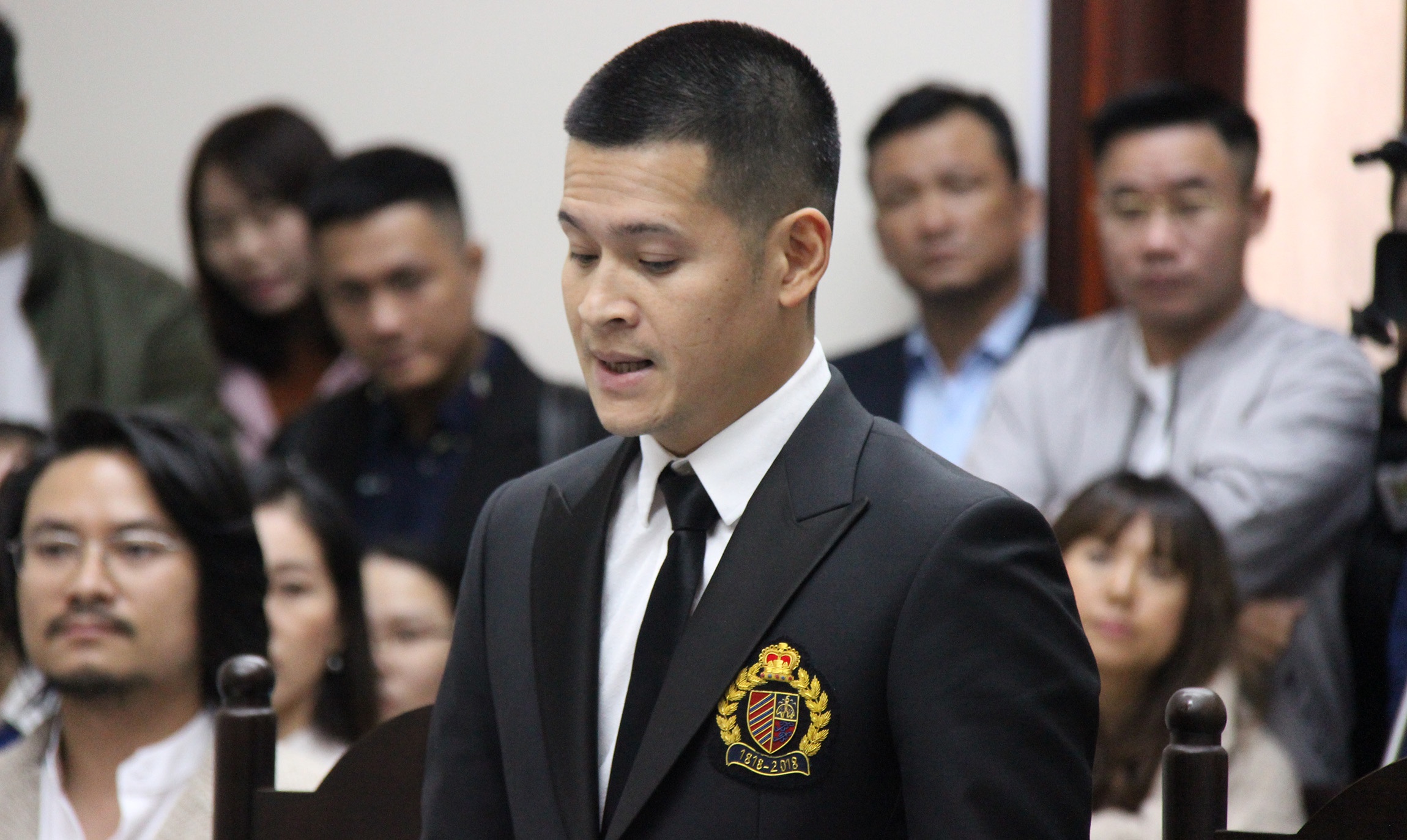 Vu kien dao dien Viet Tu anh 1