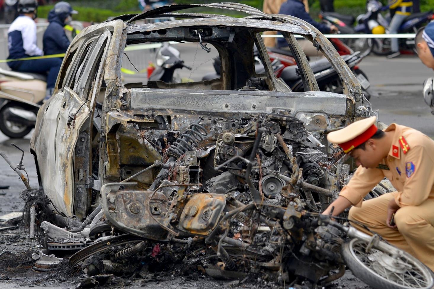 Mercedes GLC gay tai nan sau khi mua it ngay hinh anh