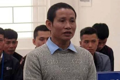 Tu hinh con re lai xe tong chet bo vo hinh anh