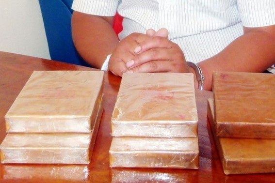 2 tho xay linh an tu hinh hinh anh