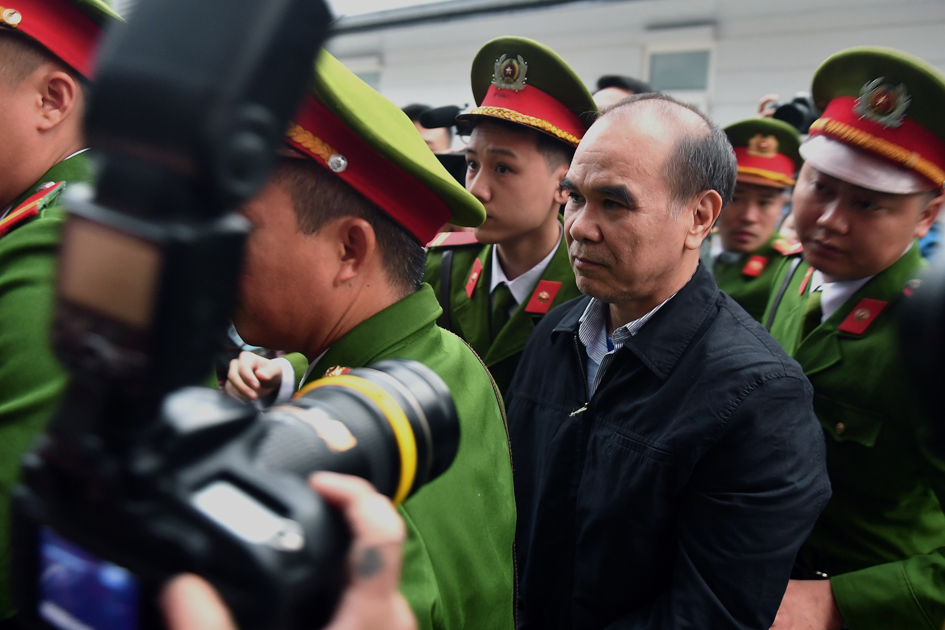 Xet xu vu an AVG anh 7