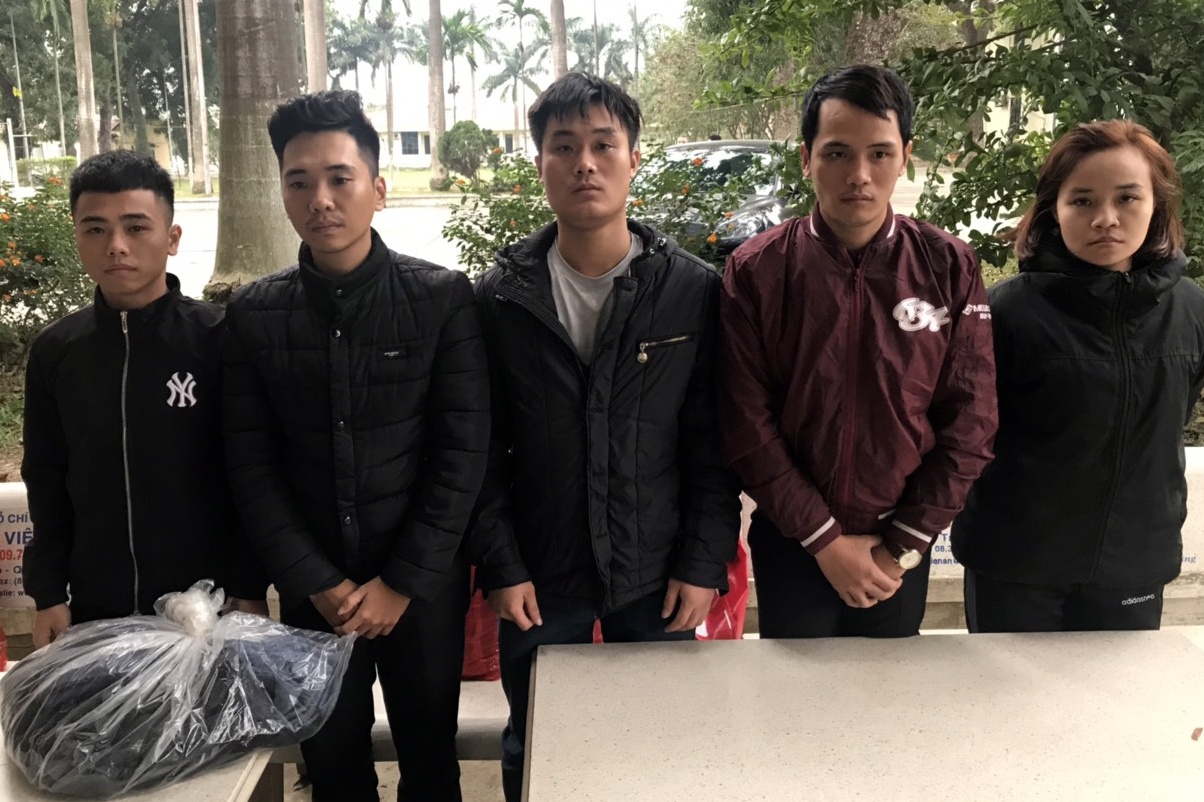 Lua dao FE Credit anh 1