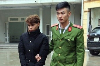 Thanh nien 19 tuoi hiep dam ban gai trong nha tro hinh anh