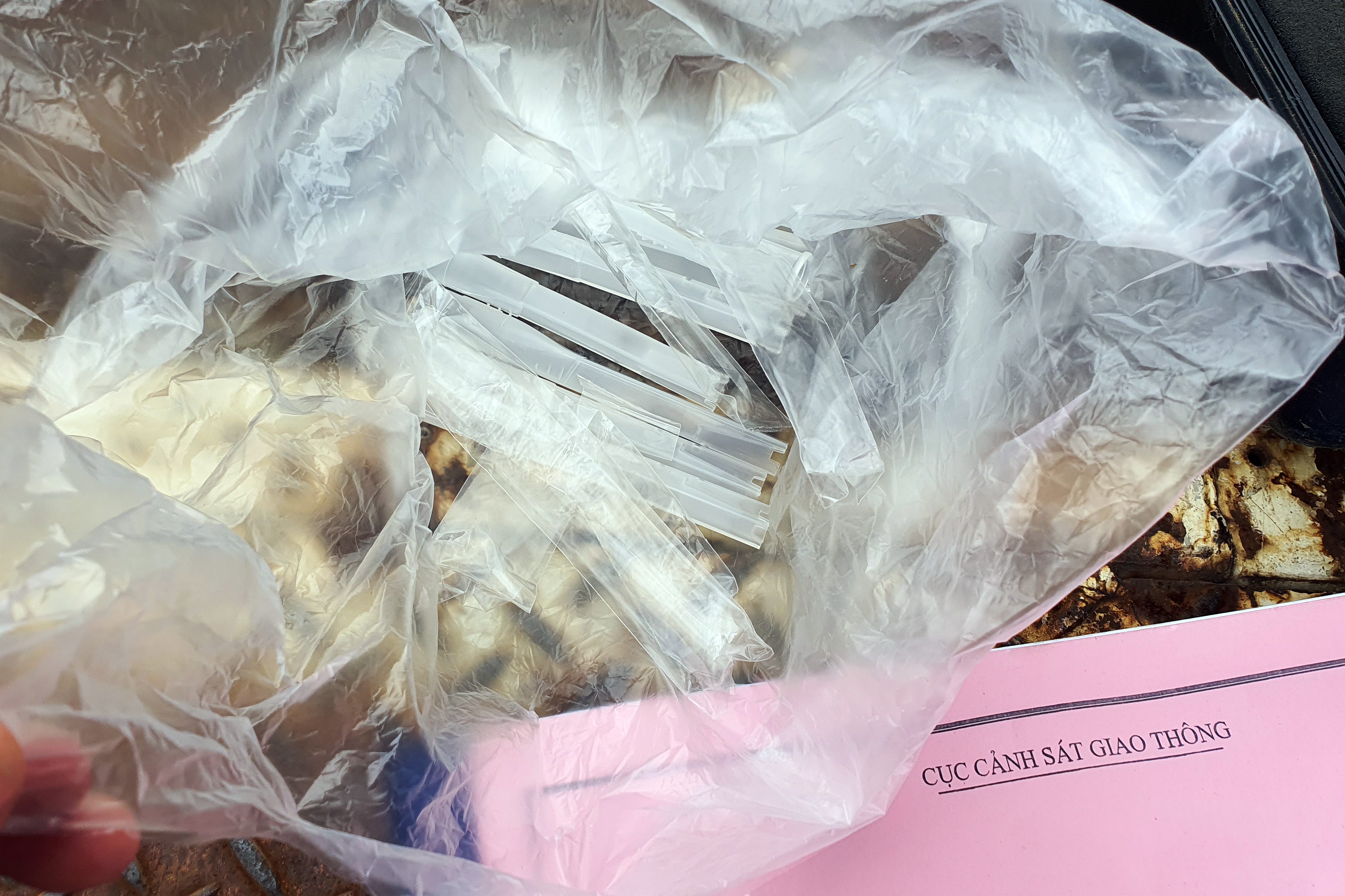 CSGT kiem tra nong do con anh 2