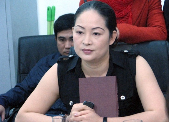 Nu giam doc lua ban du an linh 18 nam tu hinh anh