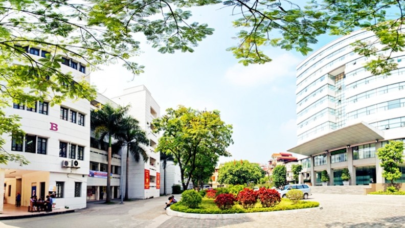 Đại học Ngoại thương để ngoài sổ sách ảnh 1 Dai hoc Ngoai thuong de ngoai so sach anh 1