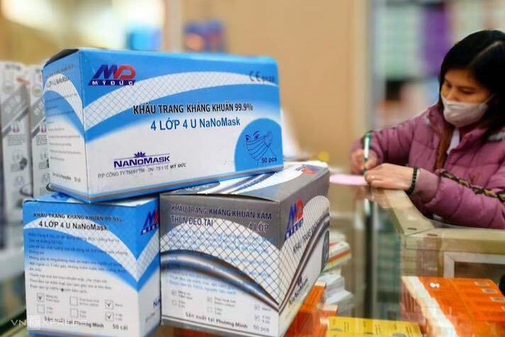 Khoi to co gai buon lau hon 180.000 khau trang hinh anh