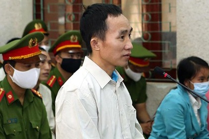 2 ke cam dau nhom chong pha chinh quyen linh an chung than hinh anh