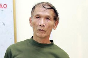 Canh sat chan bat oto cat giau 5 banh heroin hinh anh