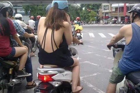 Tranh cai viec canh sat duoc tu choi lam viec voi nguoi mac phan cam hinh anh