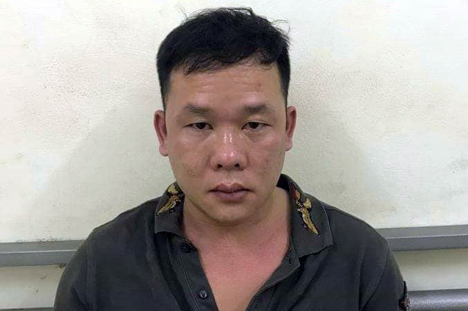 Ten cuop bi bat khi quay lai tim balo danh roi hinh anh