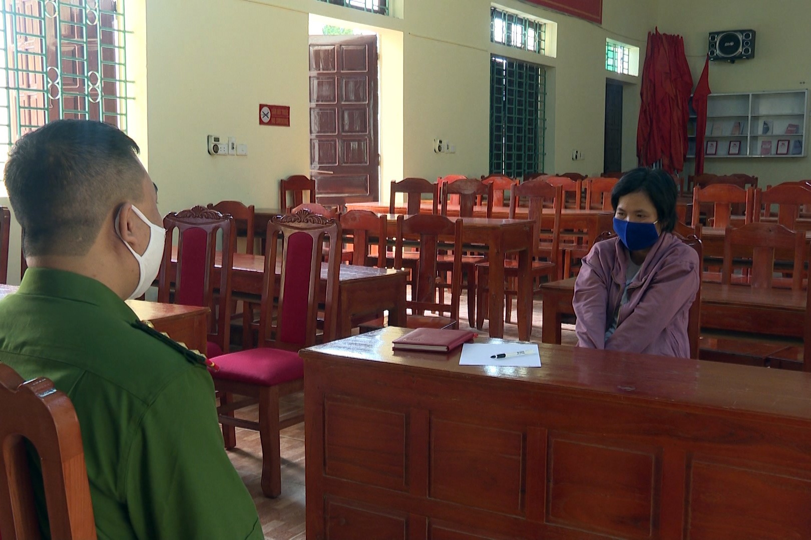 Ban sang Trung Quoc anh 1