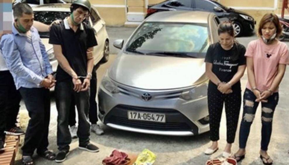 Vận chuyển 10 kg ma túy ảnh 1 Van chuyen 10 kg ma tuy anh 1