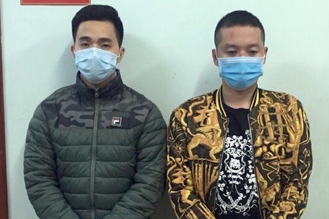 Chu nha hang bi phat tu vi dam canh sat khu vuc hinh anh