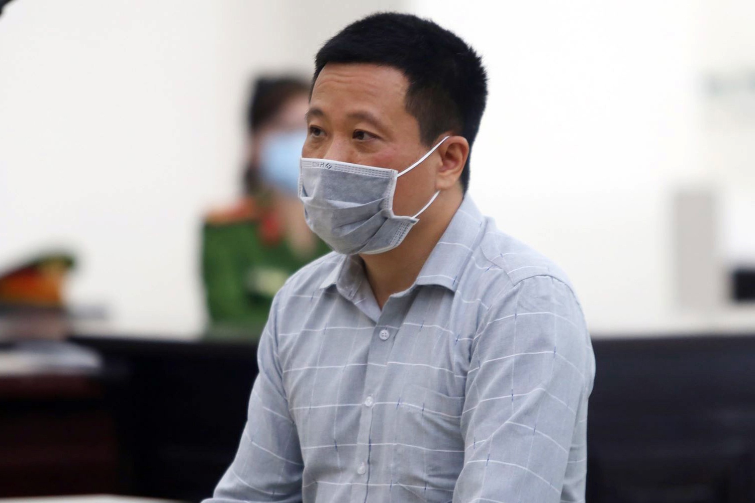 Cuu chu tich Ha Van Tham bi de nghi 10-12 nam tu hinh anh