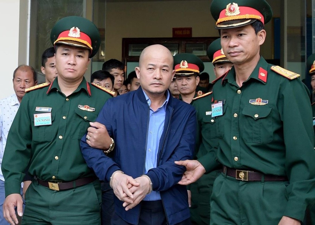 Ut Troc lua chiem dat quoc phong anh 1