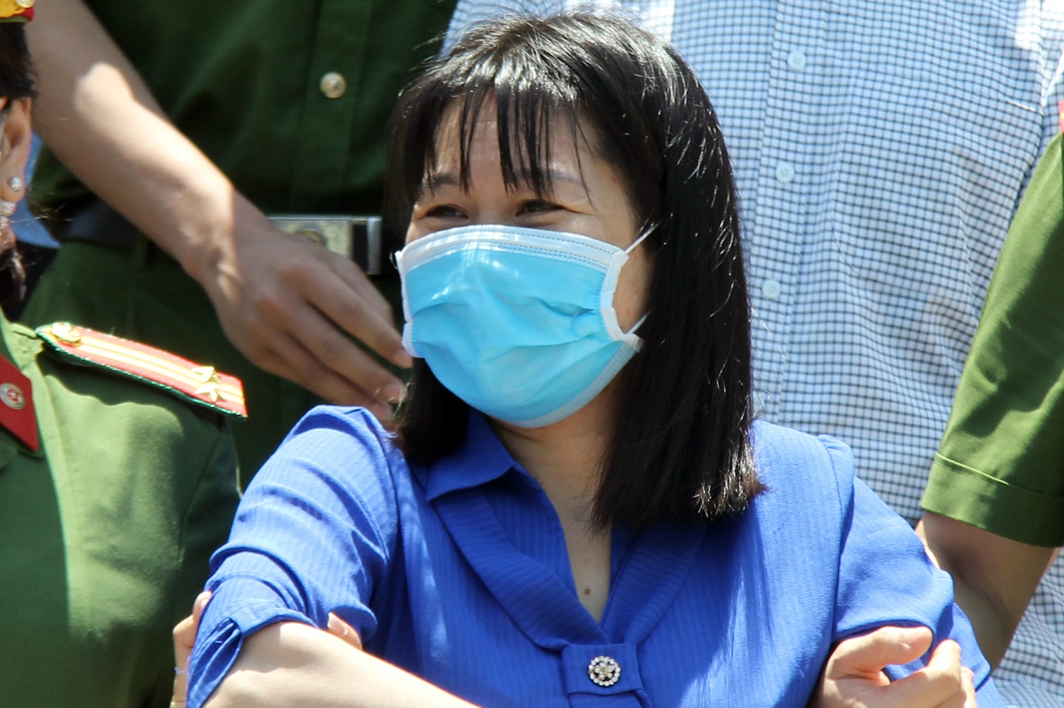 'Chua bao gio bi cao nghi cham thi ma phai di tu' hinh anh